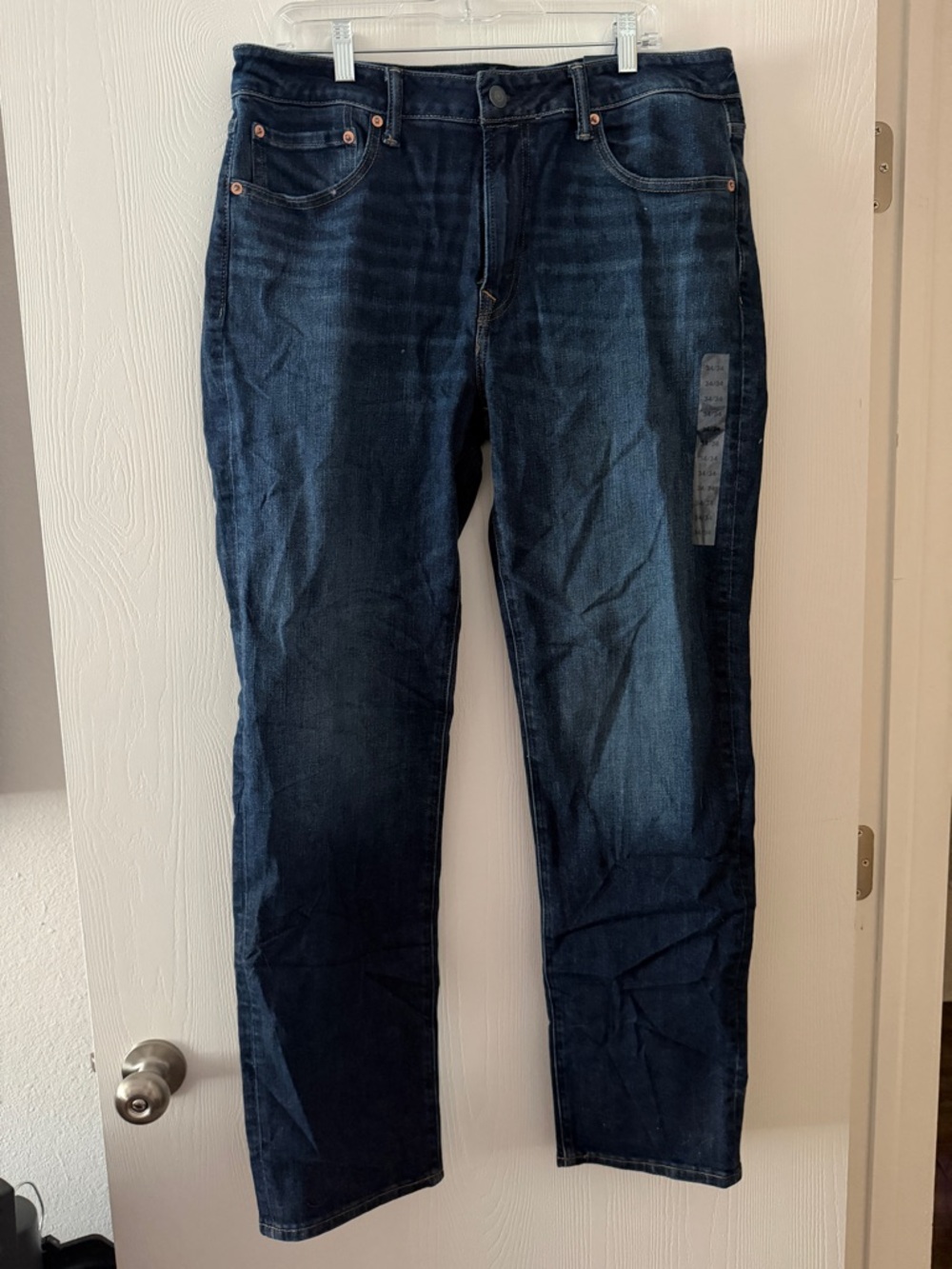 NWT! American Eagle Outfitters Straight Jeans in Dark Indigo Blue